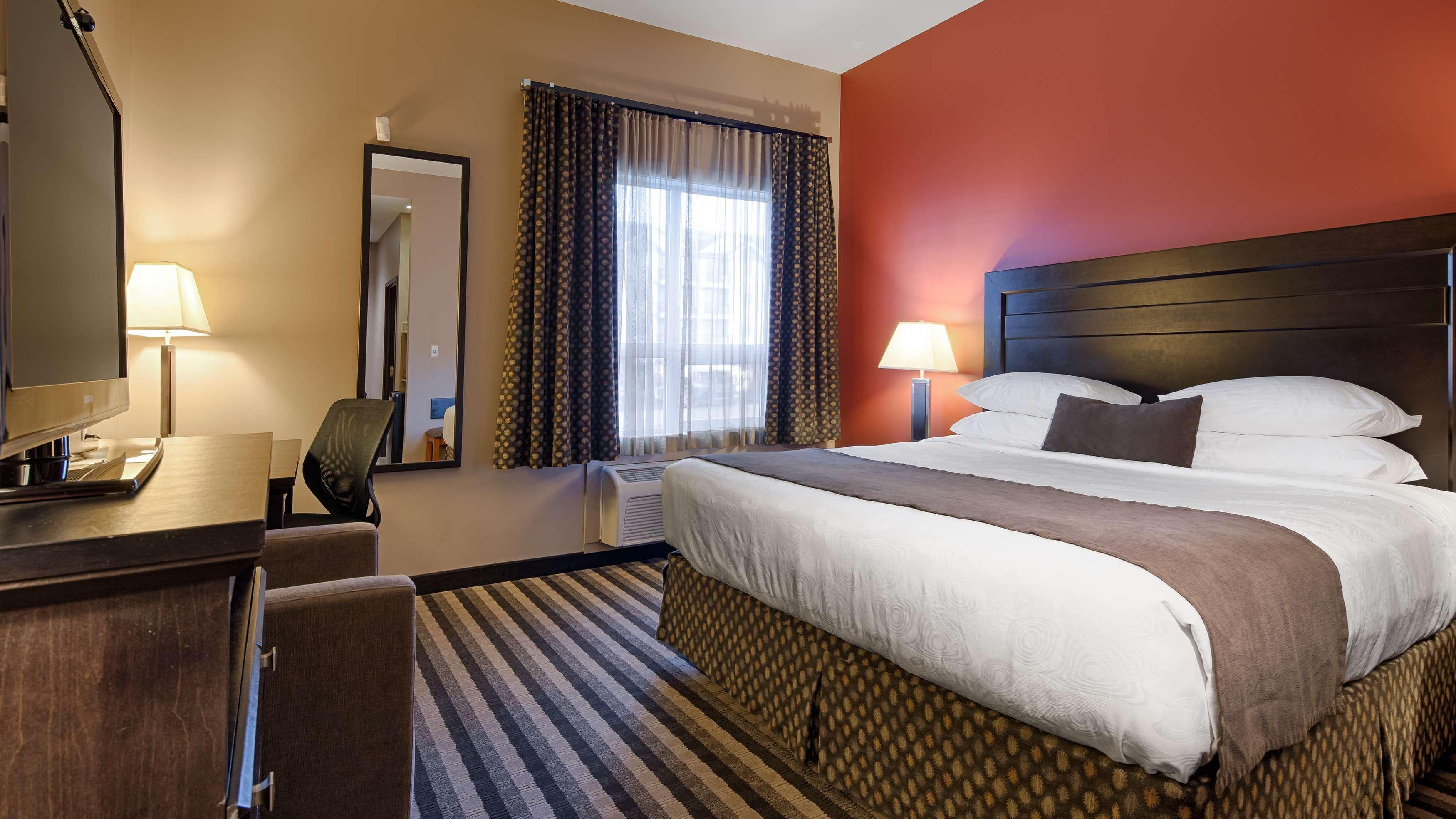 Best Western Blairmore Saskatoon Exterior photo