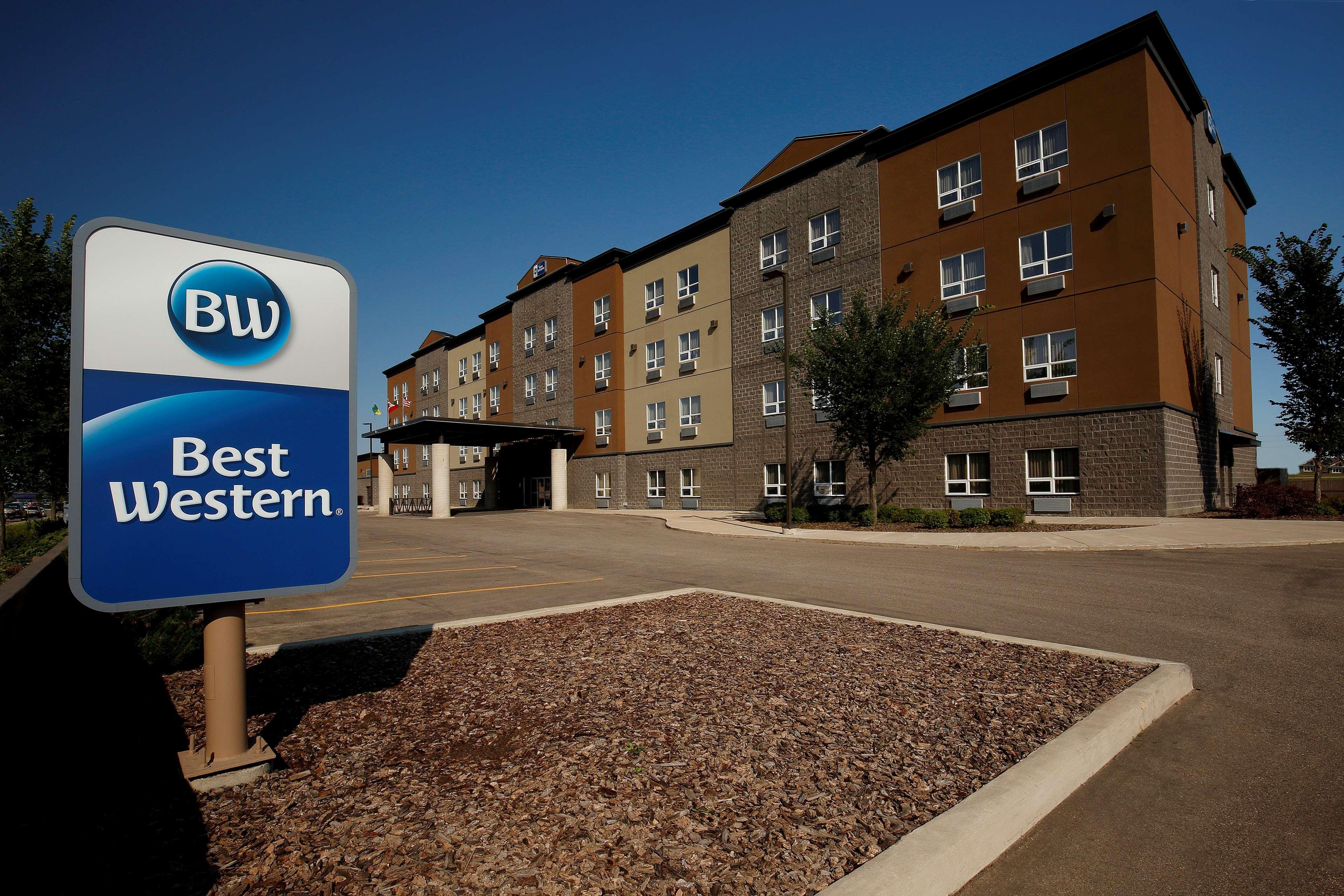 Best Western Blairmore Saskatoon Exterior photo