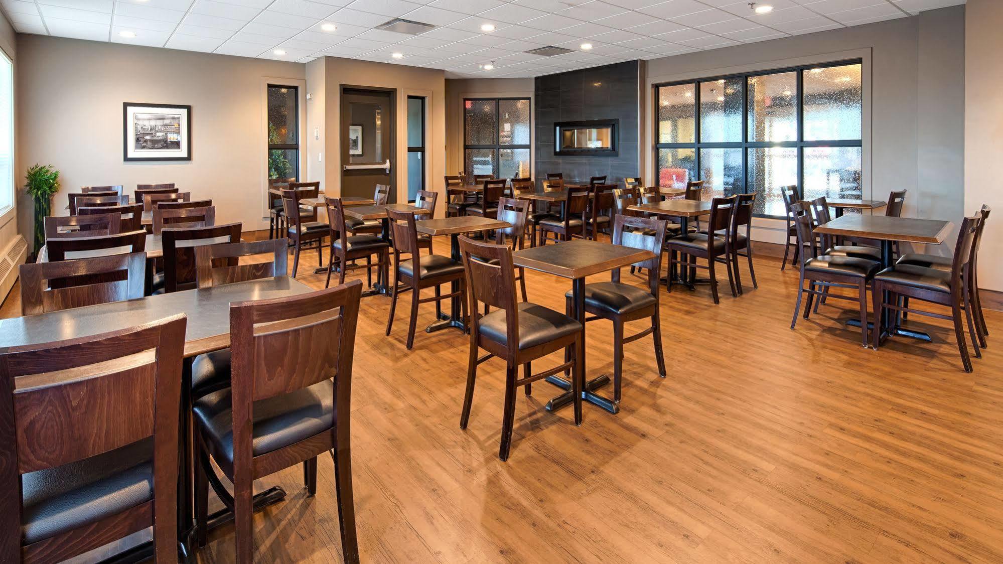 Best Western Blairmore Saskatoon Exterior photo