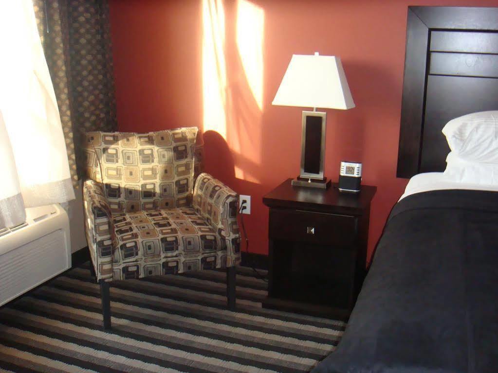Best Western Blairmore Saskatoon Exterior photo
